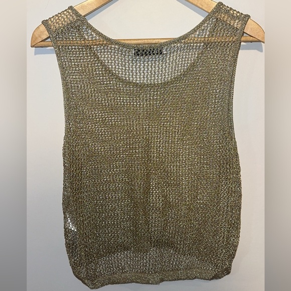 Zara Women’s Metallic Gold Mesh Tank Top - Picture 2 of 5